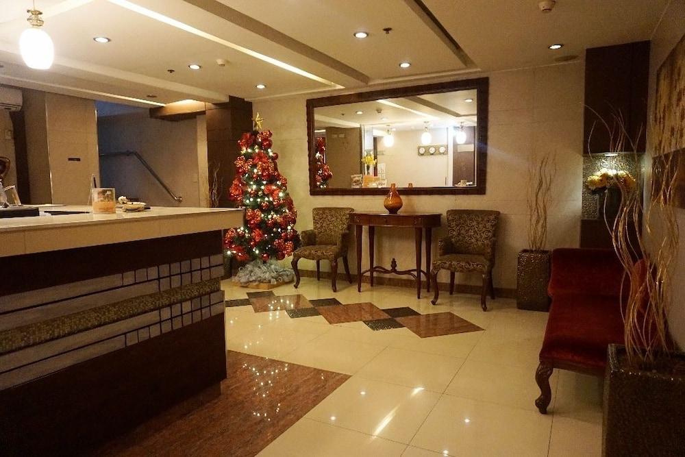 The Shila Philla Hotel Makati City Eksteriør bilde